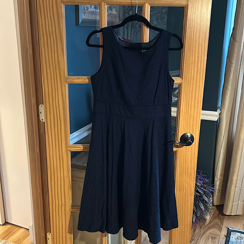 J. Crew Navy Blue Sleeveless Dress Cotton with pockets and flare - size 10